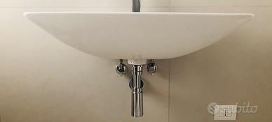 PRIVATO:- Due Lavandini Moderni Monoforo Bianco.