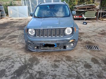 Jeep renegade 2017 incidentata