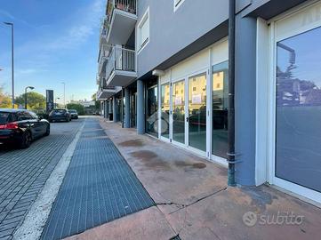 UFFICIO A PADENGHE SUL GARDA