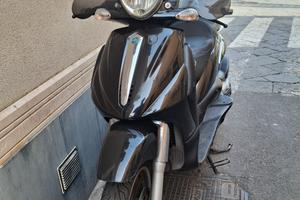 Piaggio Beverly 500