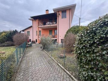 Immobile in asta di 111 m² con 3 locali a La Cassa