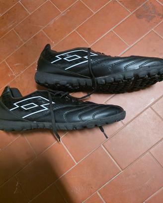 scarpe calcetto