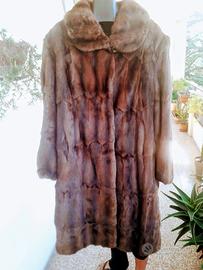 Pelliccia di petit gris come nuova.