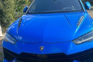 Lamborghini urus s my 23 666 cv