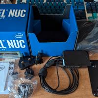 Intel NUC NUC6CAY