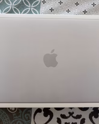 Macbook neo 8/256 nuovo