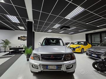 Mitsubishi Pajero 3.2 16V DI-D 5p. GLS1