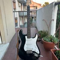 Chitarra elettrica Squier bullet stratocaster 