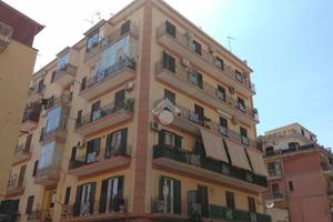 3 LOCALI A PALERMO
