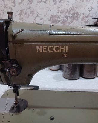 macchina da cucire necchi 
