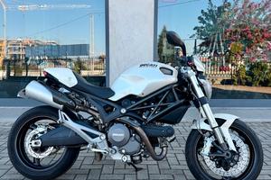 DUCATI MONSTER 696 FINANZIABILE+GARANZIA +CONSEGNA