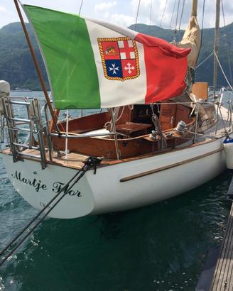 Barca a vela 32