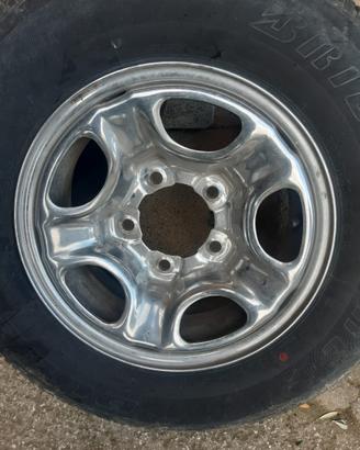 Cerchi e gomme bridgestone 195 80 15