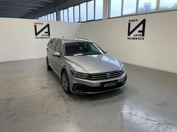 VOLKSWAGEN Passat Variant 1.4 GTE DSG PLUG-IN-HY