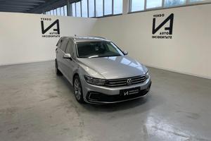 VOLKSWAGEN Passat Variant 1.4 GTE DSG PLUG-IN-HY