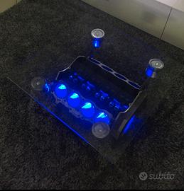 tavolino con motore v8 