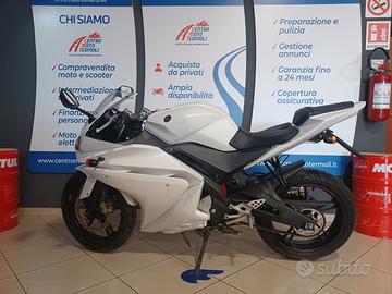 R 125 YZF