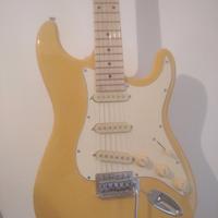 chitarra elettrica Oqan stratocaster