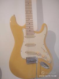 chitarra elettrica Oqan stratocaster