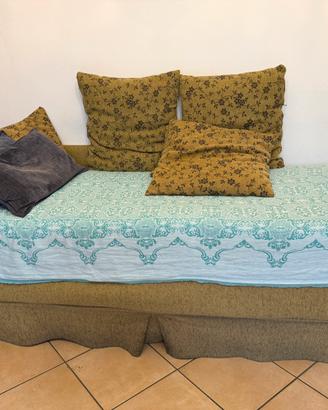 DIVANO LETTO
