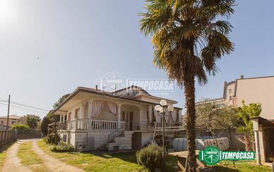 VILLA INDIPENDENTE A BELLINZAGO NOVARESE