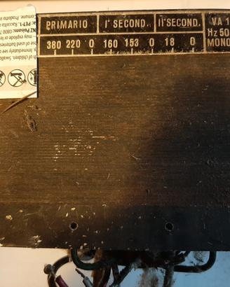 Trasformatore di manovra
