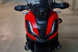 Honda adv 350