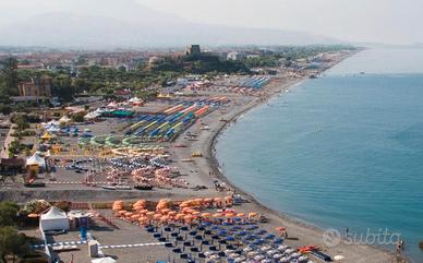 Ristorante pizzeria con lido e terrazza mare