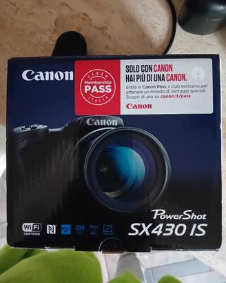 macchina fotografica canon