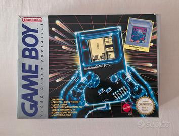 Nintendo GameBoy completo di scatoloa e accessori 