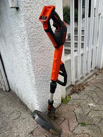 taglia bordi black & decker a batteria