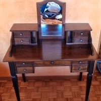 scrittoio arte povera con cassetti e specchio