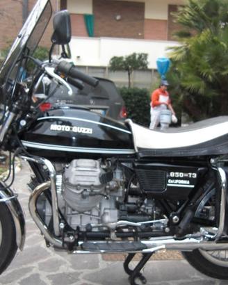 Moto guzzi california t3 cc850 (p.e.r.m.u.t.o)