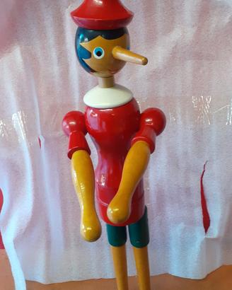 Pinocchio vintage in legno 