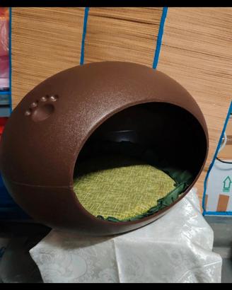 cuccia in plastica rigida da interni. 