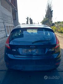 ricambi Ford fiesta 4 porte  del 2010 1.4 tdci 