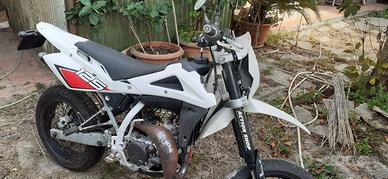 Husqvarna SMS 125 - 2011 motard