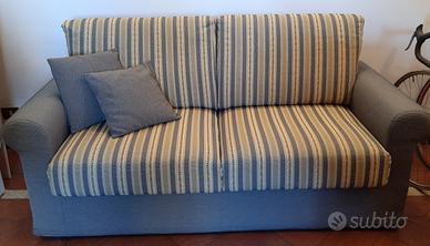 divano 2 posti