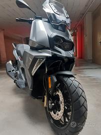 scooter BMW c400x