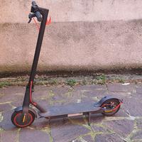 monopattino Xiaomi m365 pro