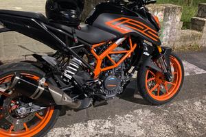 KTM DUKE 125 del 2023