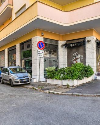 NEGOZIO A ROMA