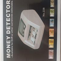 Macchinetta verifica banconote