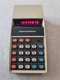 Calcolatrice elettronica Commodore vintage