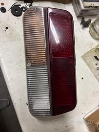 Fanale faro posterioe sinistro Triumph TR7