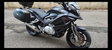 Honda crossrunner 