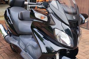 Suzuki Burgman  650 exutive