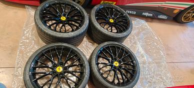 Cerchi 20 pollici Ferrari 