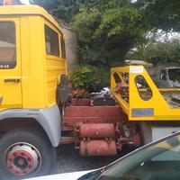 Iveco 109/14 scarrabile con forca - Pianale NUOVO