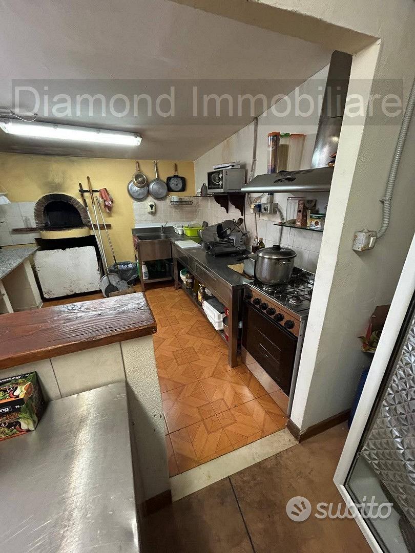 Villa con piscina e uliveto a Solicchiata - Vista 5